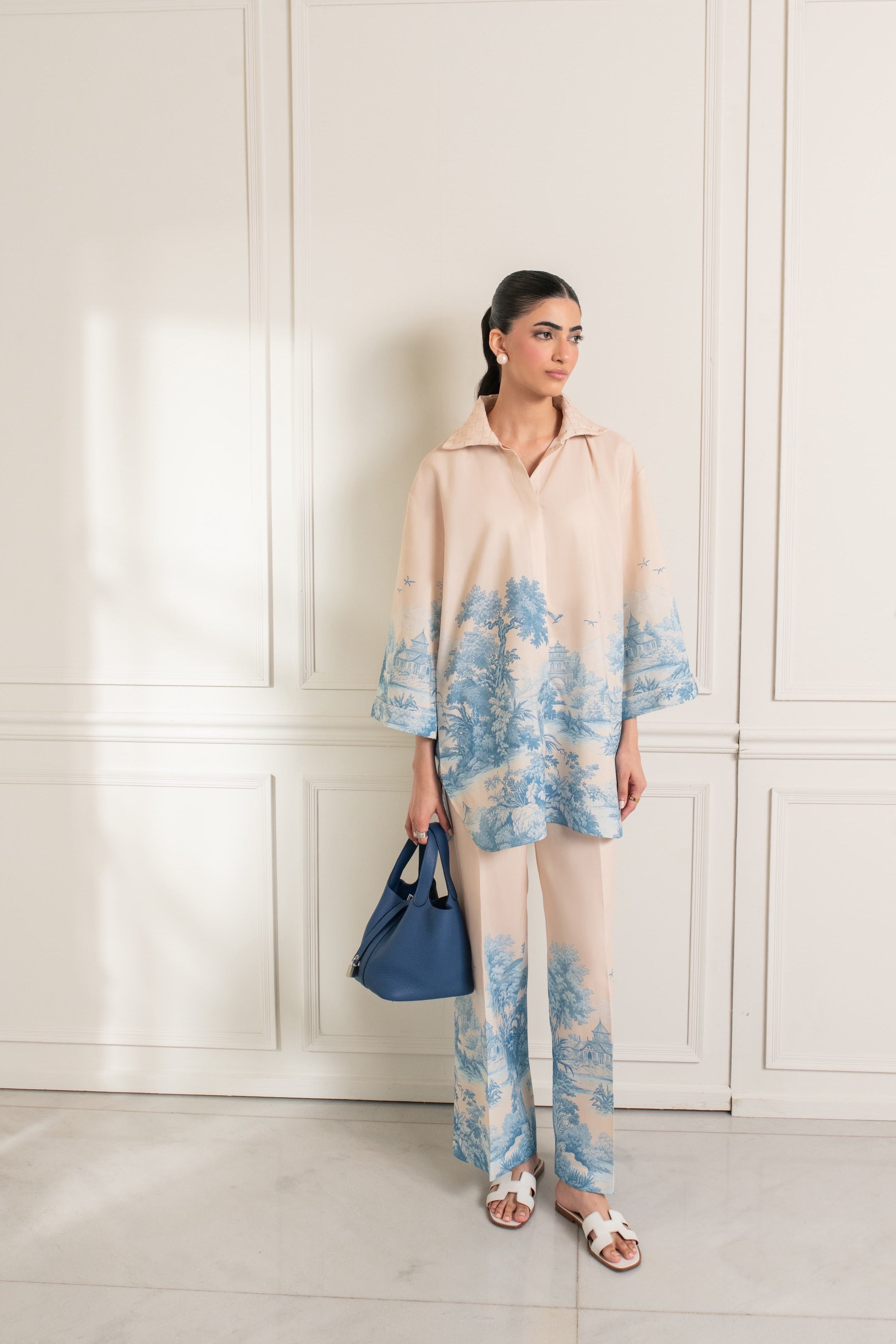 Toile (B)