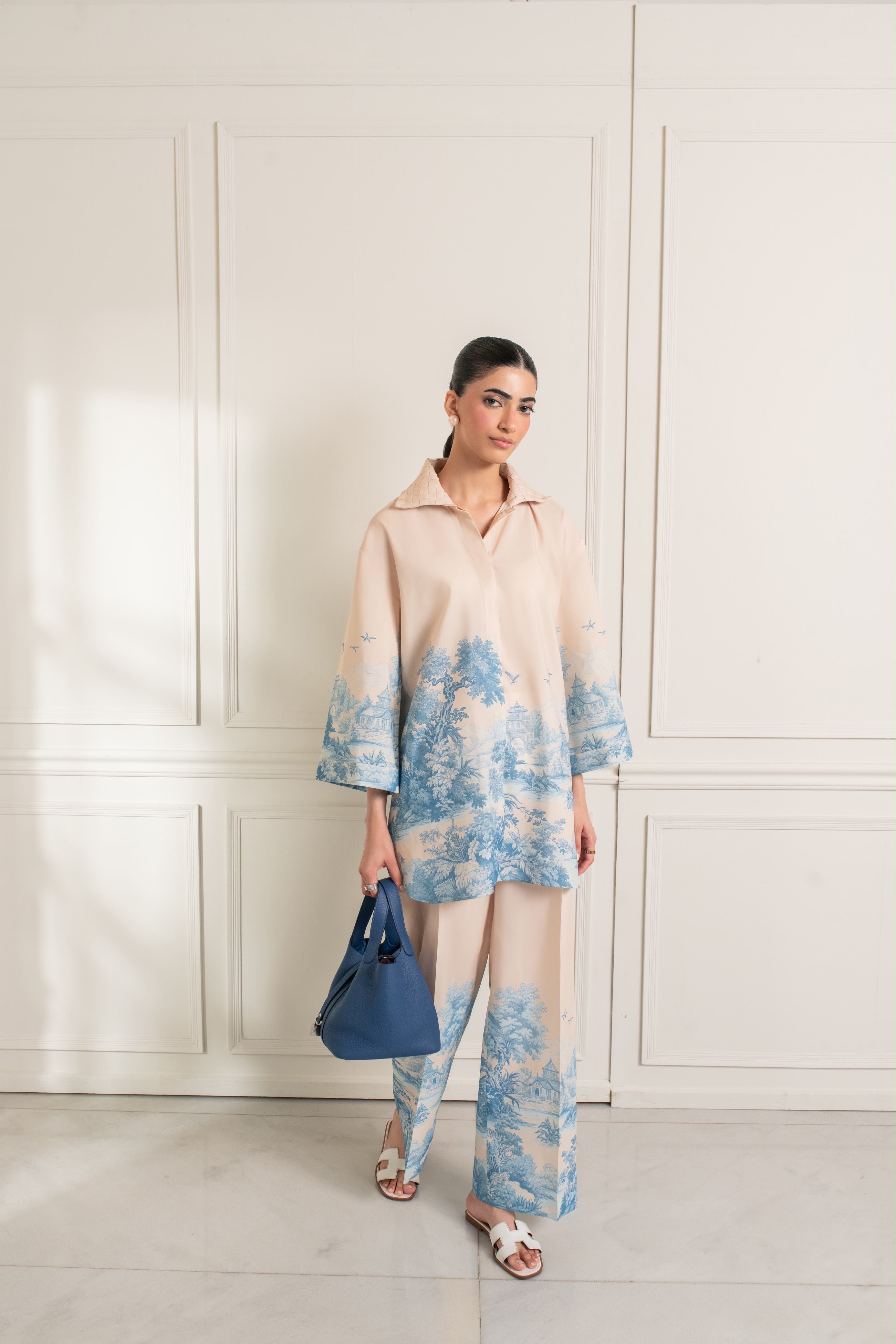 Toile (B)
